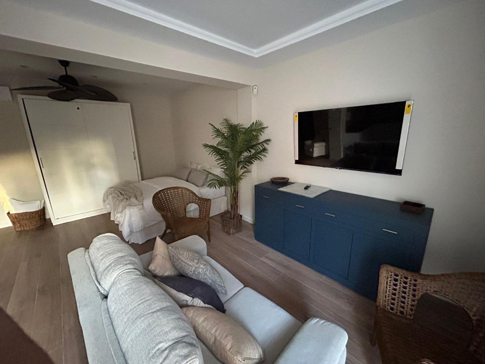 Pintor Espinosa 3 Loft Apartment